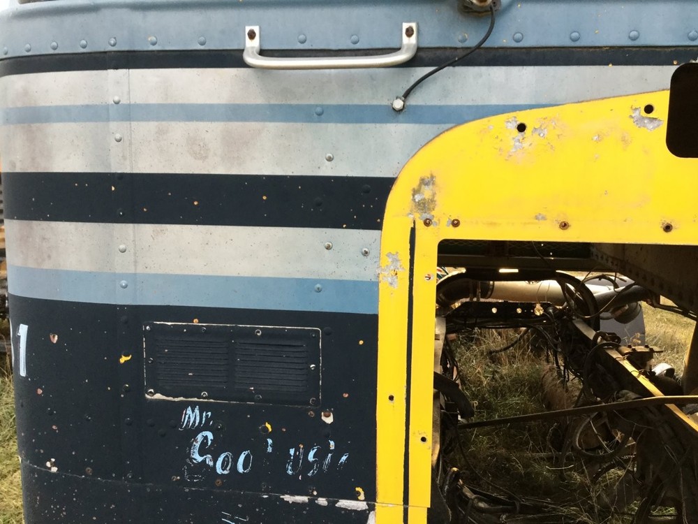 Kenworth K100 ALUMINUM FRONT, CENTER Panel