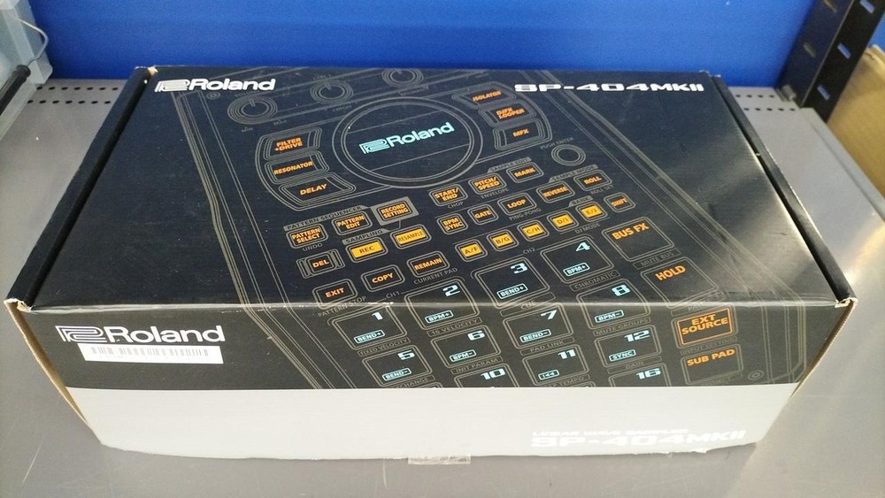 ROLAND Sampler SP-404MK2 From Japan