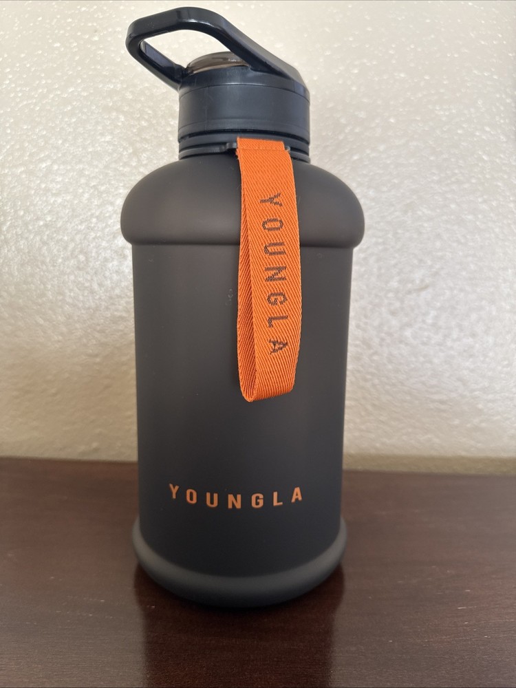 YOUNGLA - Lah Jug 73oz Waterbottle
