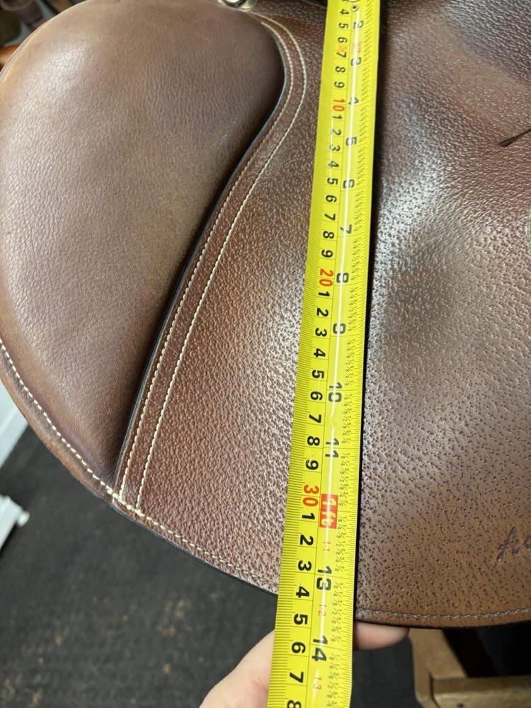 17.5” Adam Ellis Jump Saddle