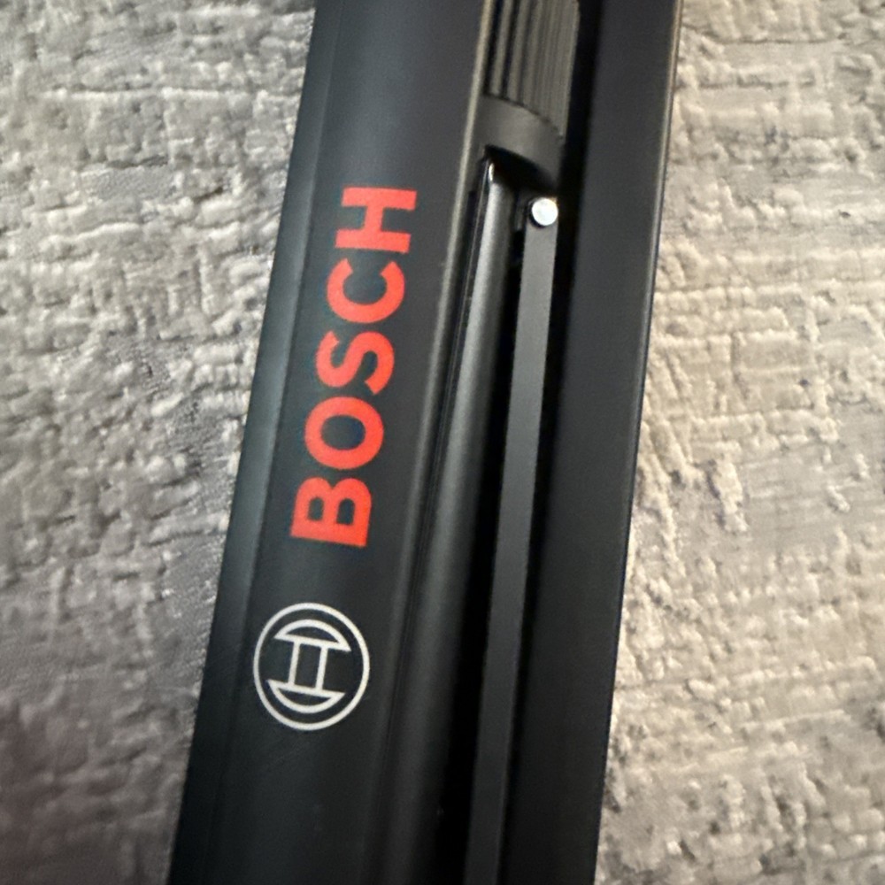 Bosch BT150 Compact Tripod with Extendable Height