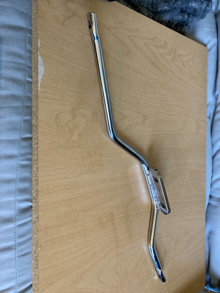 muffler mount bracket HD Sporster