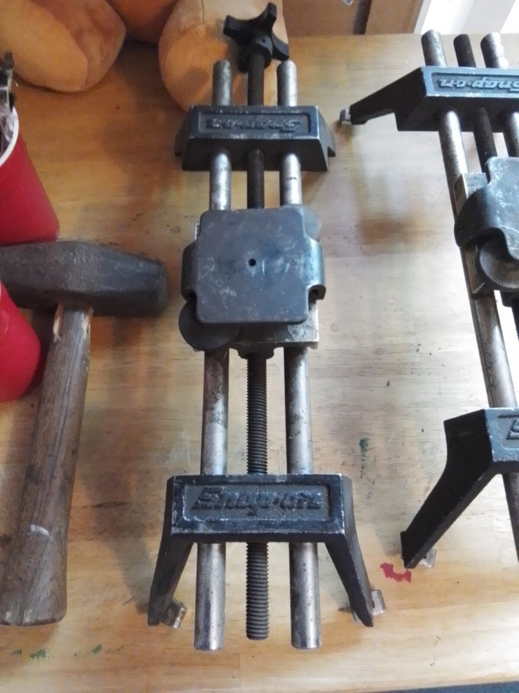 SNAP ON Aligner Wheel clamp pair