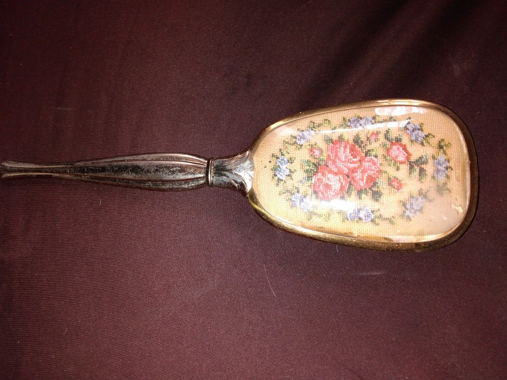 VINTAGE HAIR BRUSH