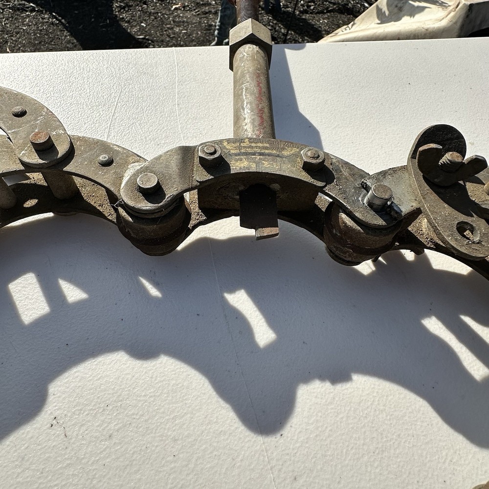 Vintage Large Pilot Model #4 Pipe Cutter Tool