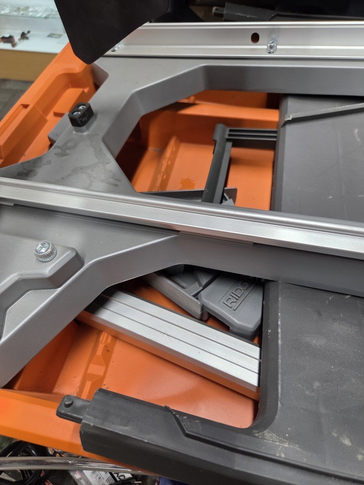 RIDGID R4041CN TILE SAW