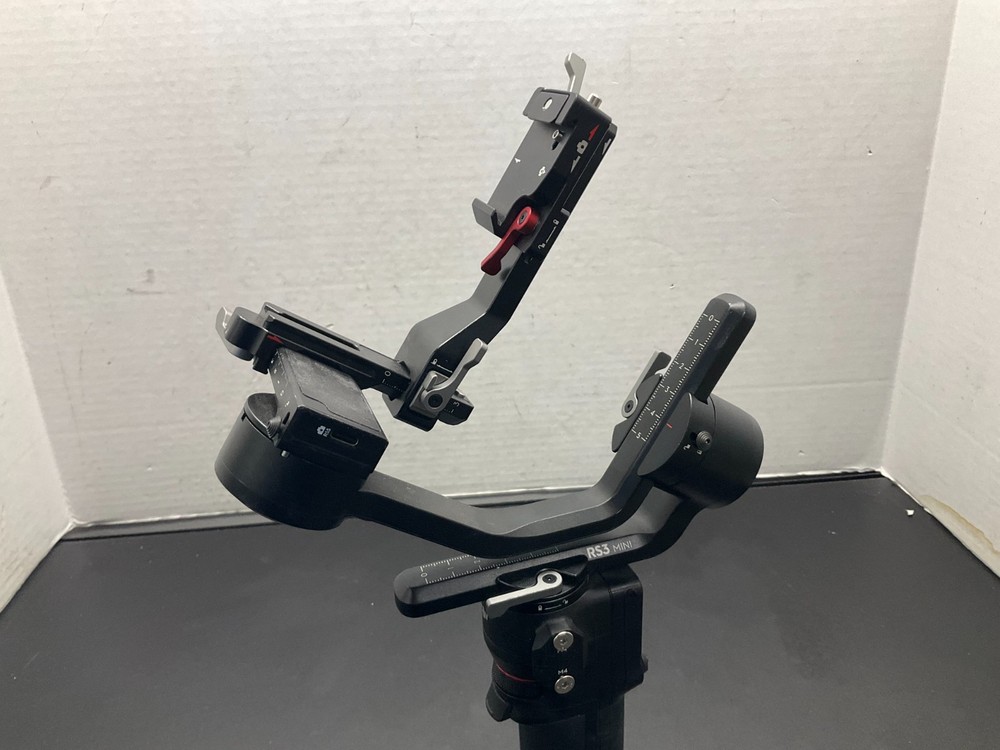 DJI RS3 Mini 3-Axis Gimbal Stabilizer display unti **READ