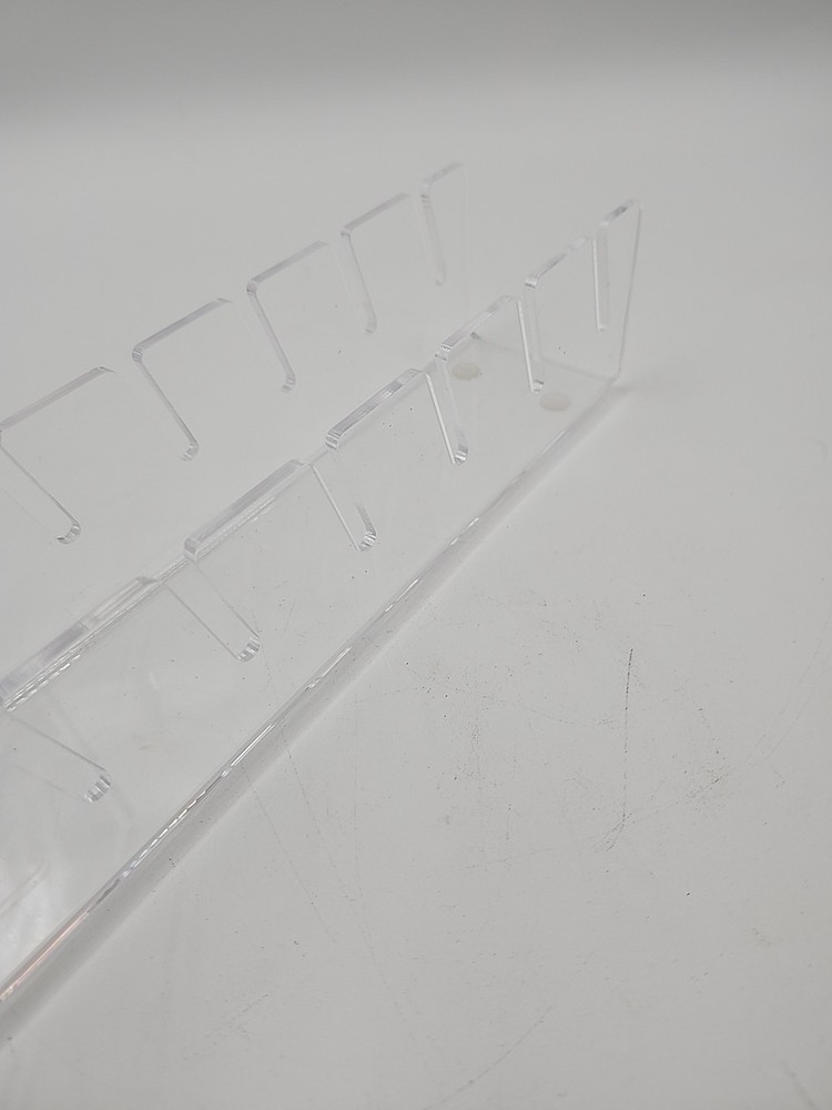 Clear 11.5 In By 3in Hat Holder