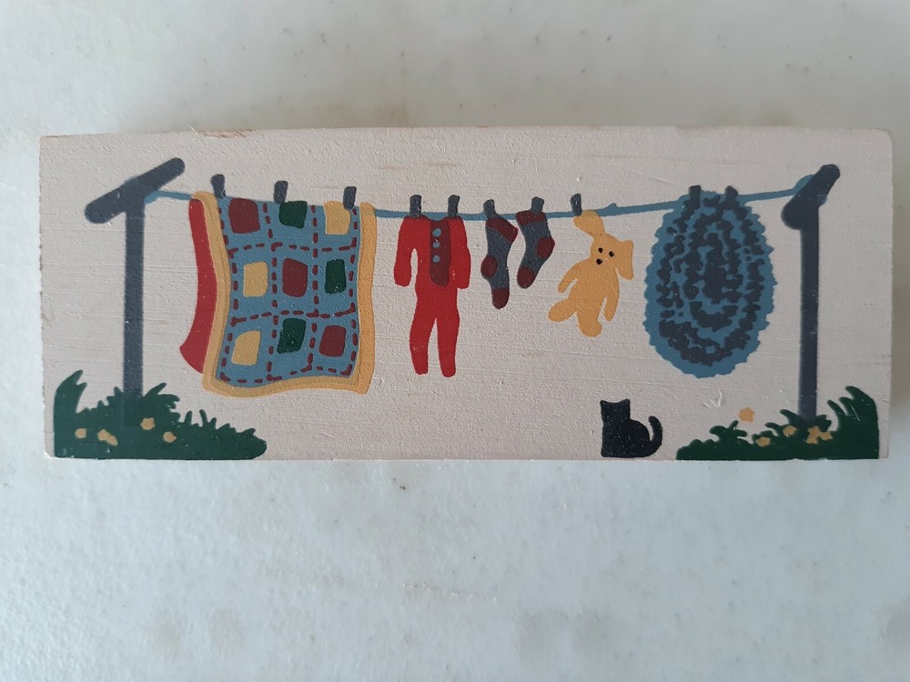 Cat's Meow clothes line