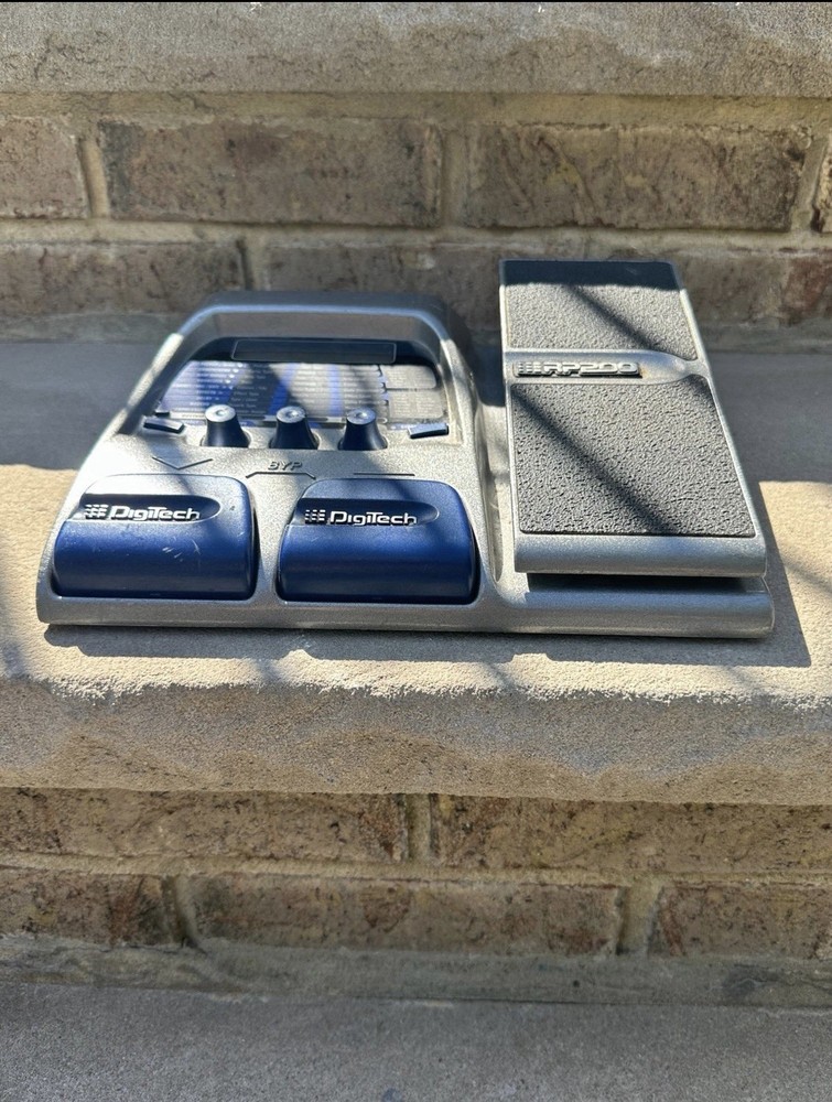 Digitech RP-200 Modeling Multi-Effects Guitar Pedal No power Cord