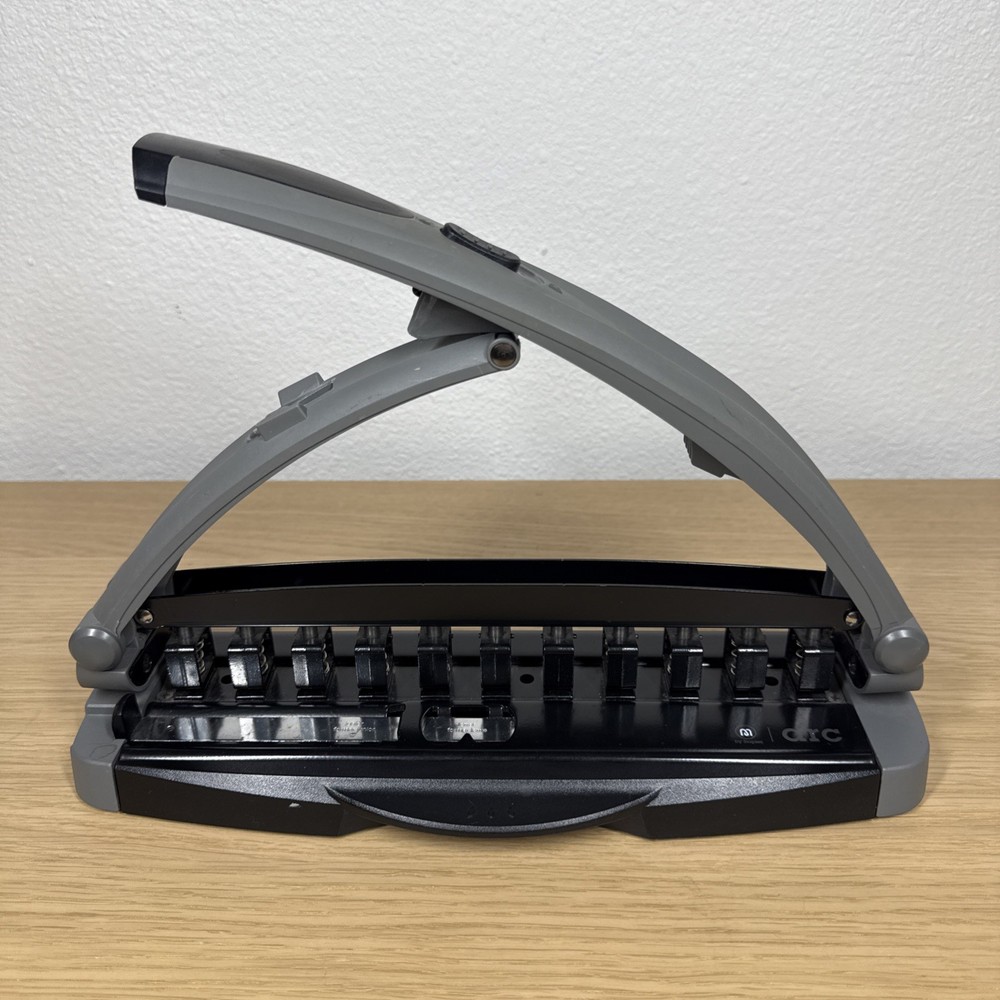 Staples ARC 11-Hole Desktop Paper Punch Discbound Notebook System Heavy Duty