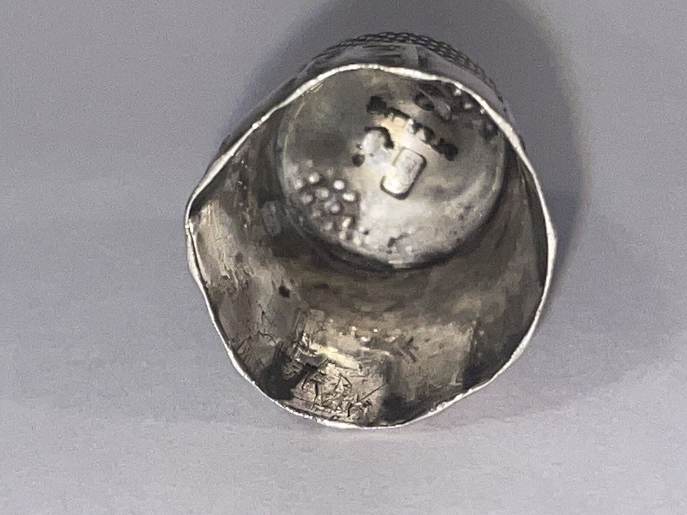 Victorian Era Etched STERLING SILVER Thimble SIGNED - CJ Sz 9 🌺🌺