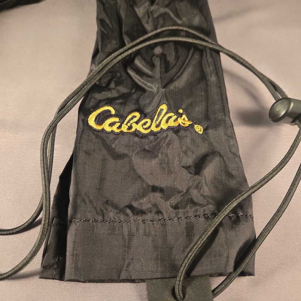 Cabelas 70 inch Rod Cover Adjustable Hook & Loop