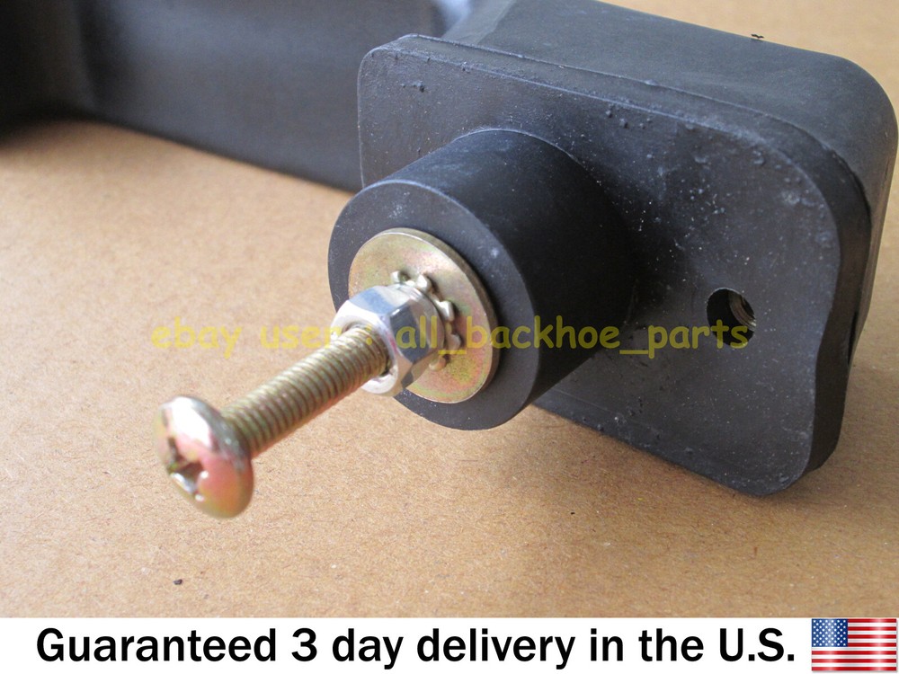 JCB BACKHOE- DOOR HANDLE WITH 2 KEYS (PART NUMBER 123/02590)