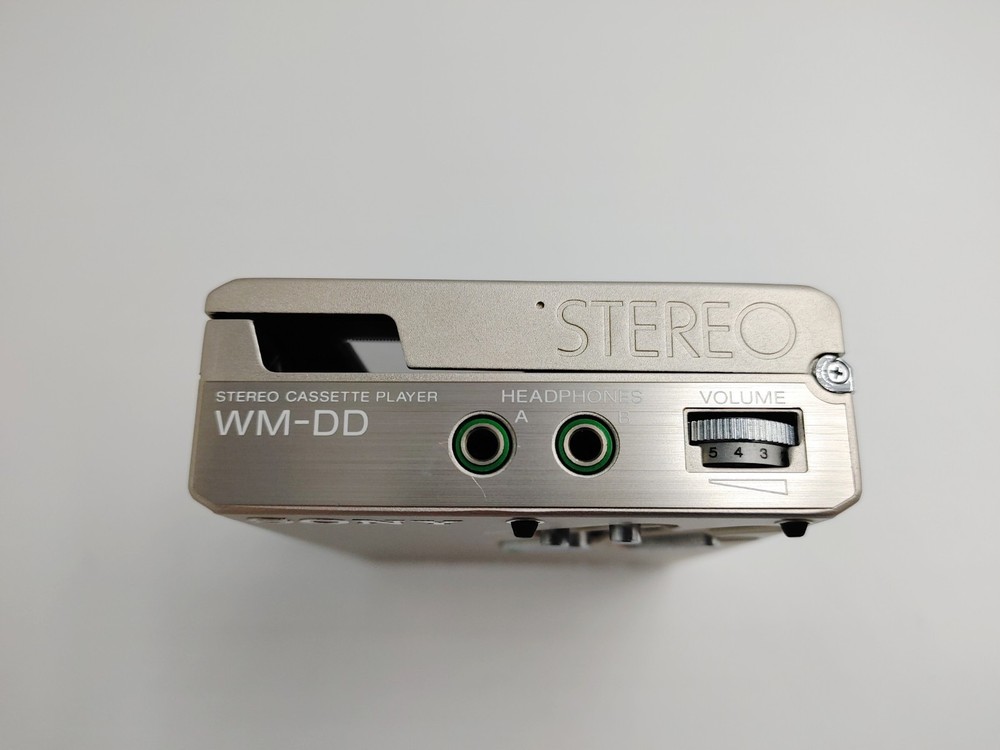 SONY Stereo Cassette Player WM-DD Walkman.