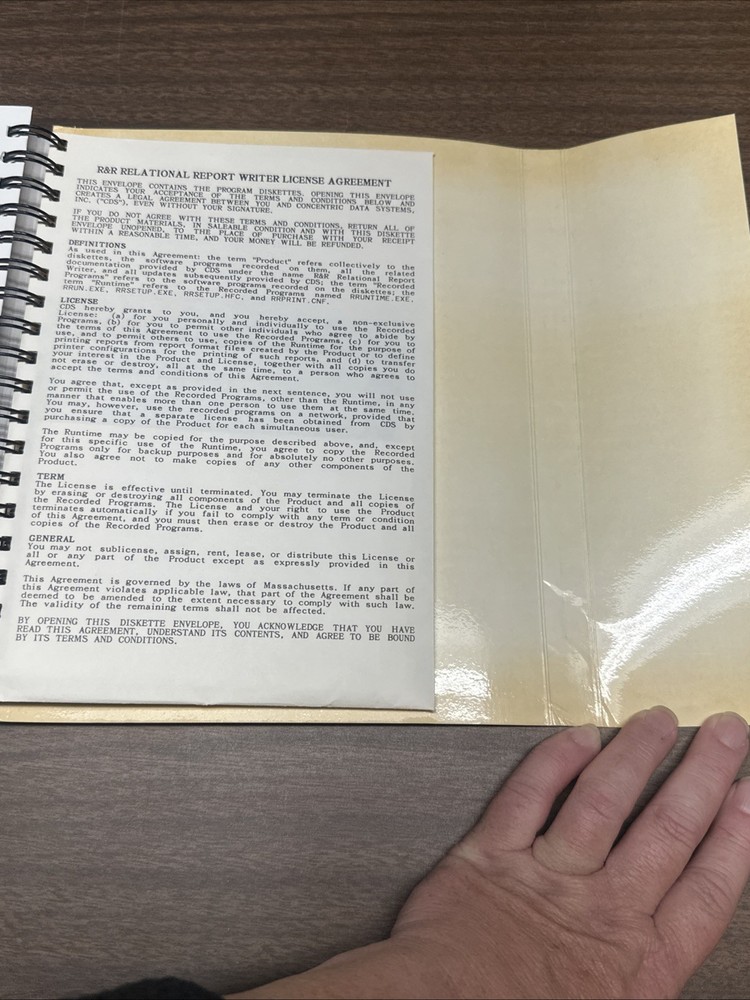 Concentric Data Systems R&R Relational Report Writer dBase Manual 1988 Version 3