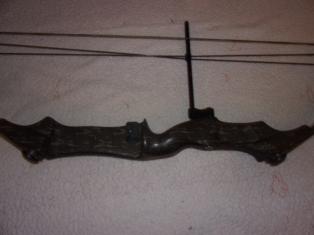 Bear Archery Bear Hunter Compound Bow NICE
