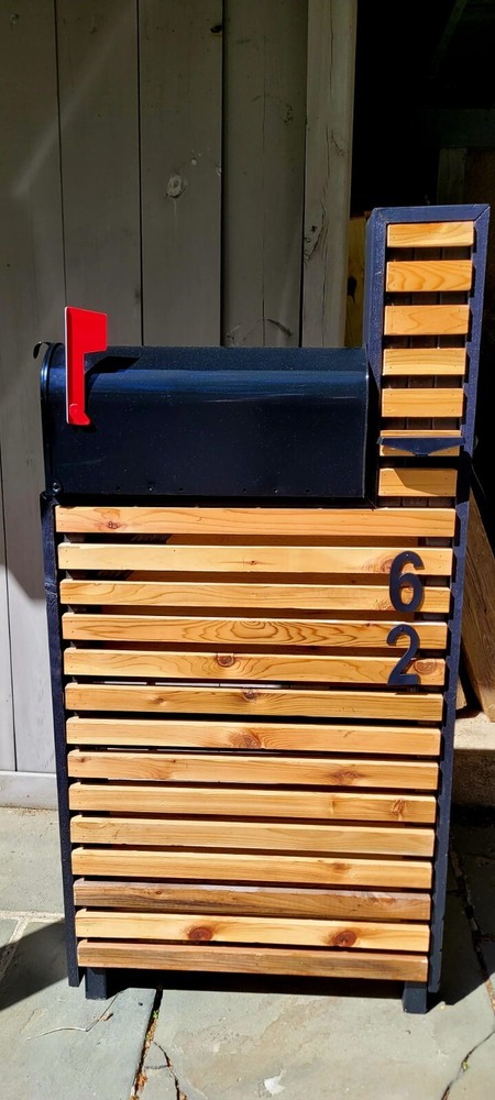 Modern Cedar Mailbox Post, Multi-Slatted FREE SHIPPING