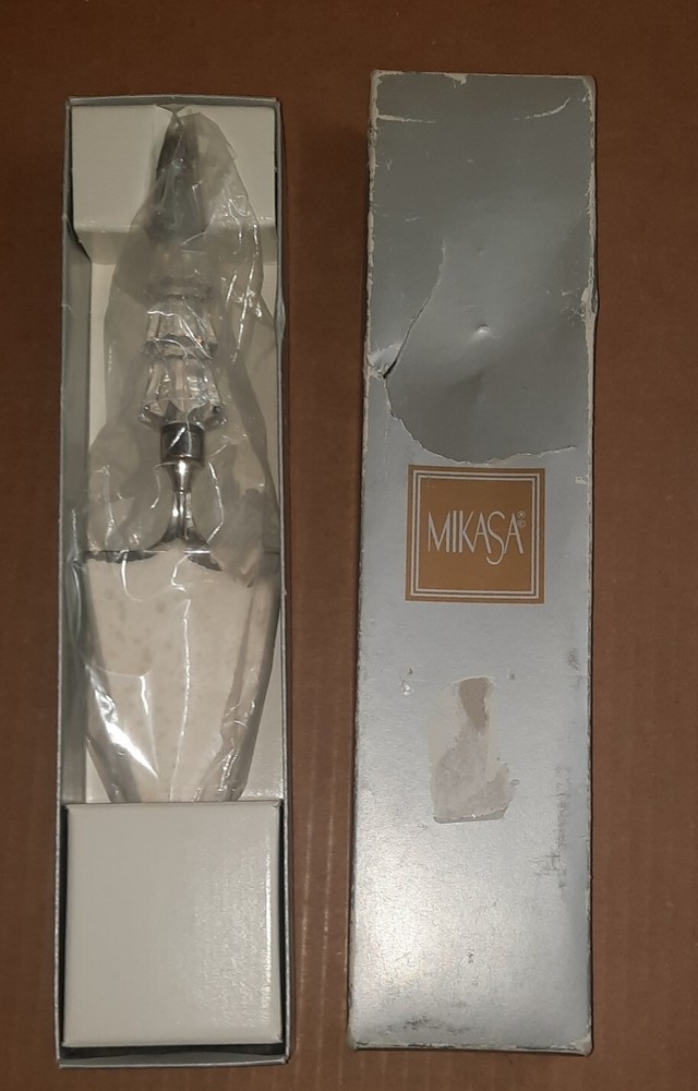 Mikasa "Starshine" Cake / Pie Server Crystal Christmas Tree Handle
