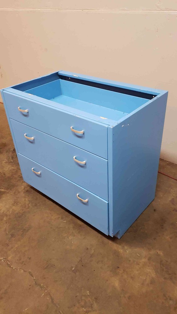 Blue 3' Duralab Casework W/ 3 Drawers(100788)