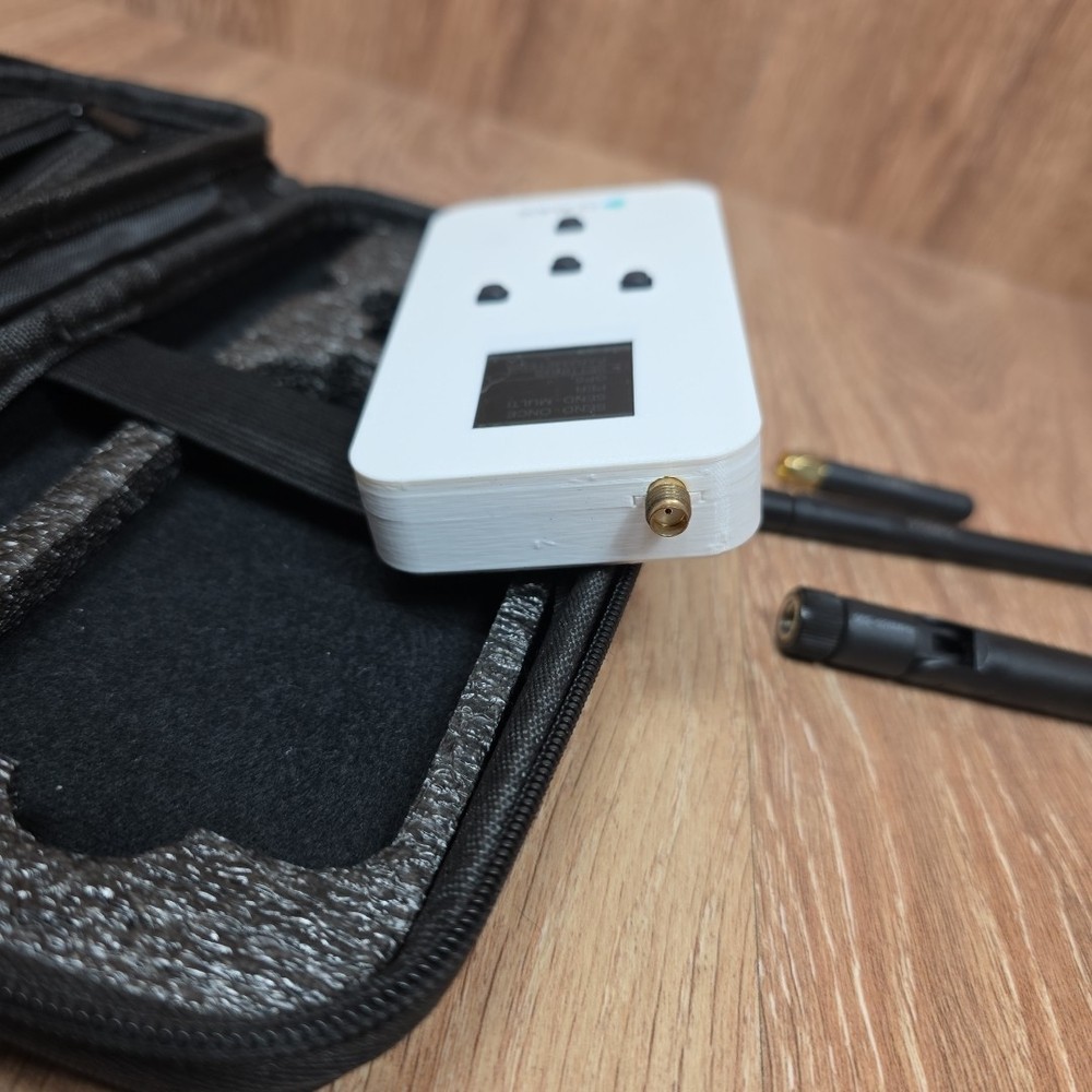 GLAMOS Walker HNT LoraWAN IoT Helium Advanced Testing Tool