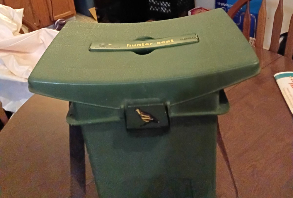 Woodstream Hunter Seat 9080 Green Storage Seat