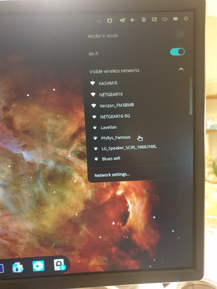 Linux Pop OS V24.04 LTS, 64-bit, Bootable Live and Install USB Flash Drive