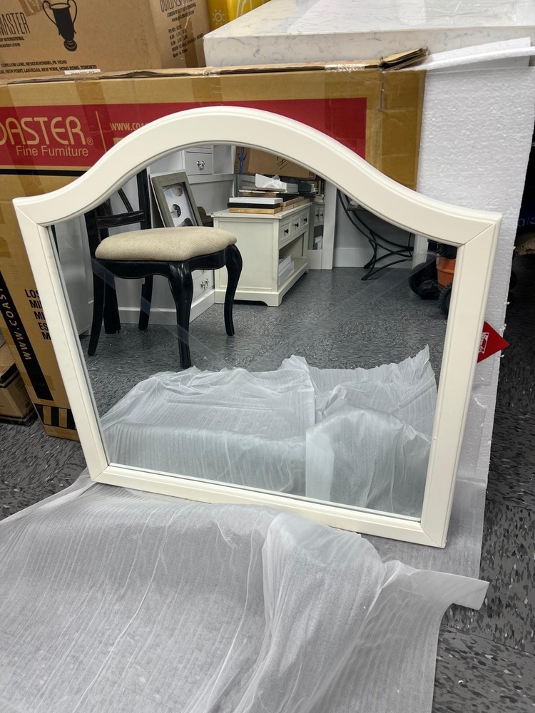 Coaster Mirror In White Finish 400564