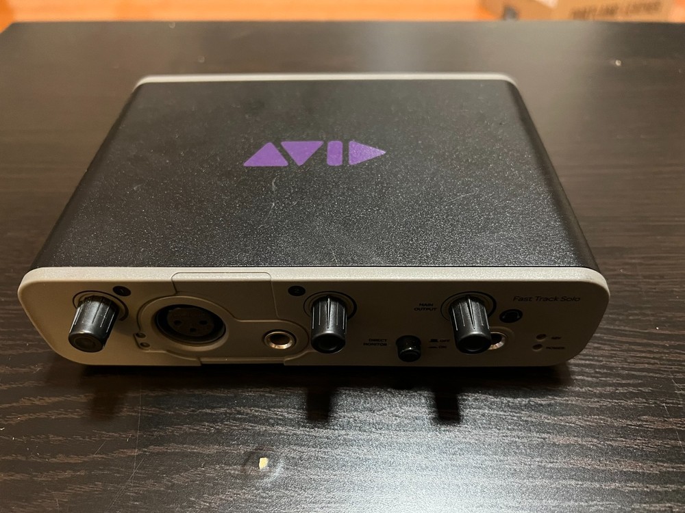 AVID Fast Track Solo Guitar/Vocal Recording System Interface