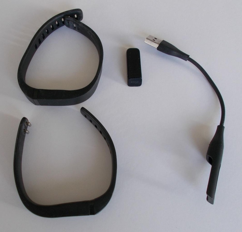 Fitbit Flex Large Small Wristbands Tracker Charging Cable Original Box No Dongle