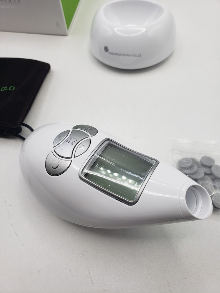 Microderm GLO Diamond Microdermabrasion Machine "Missing The Diamond Tip"
