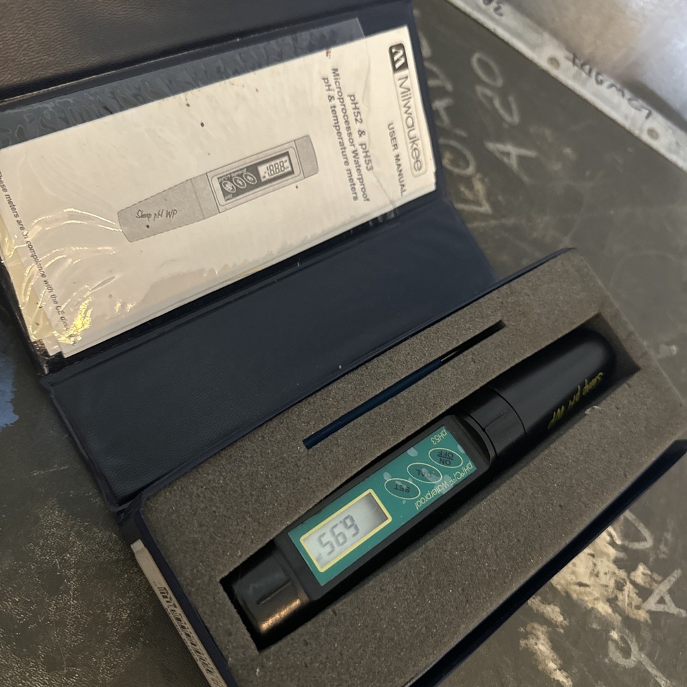 milwaukee ph53 Ph And Temperature Meter