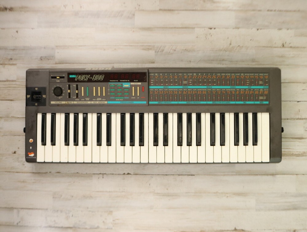 PROJECT Korg Poly 800 (020)