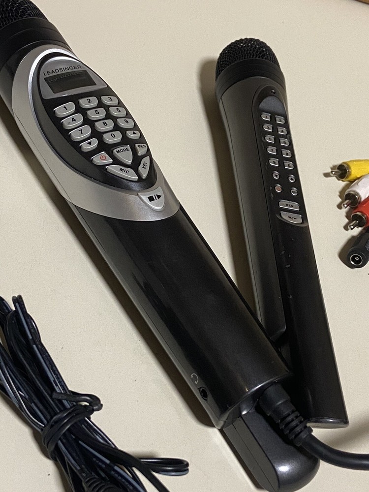 Leadsinger Karaoke Microphone + Original Second Mic And Cables