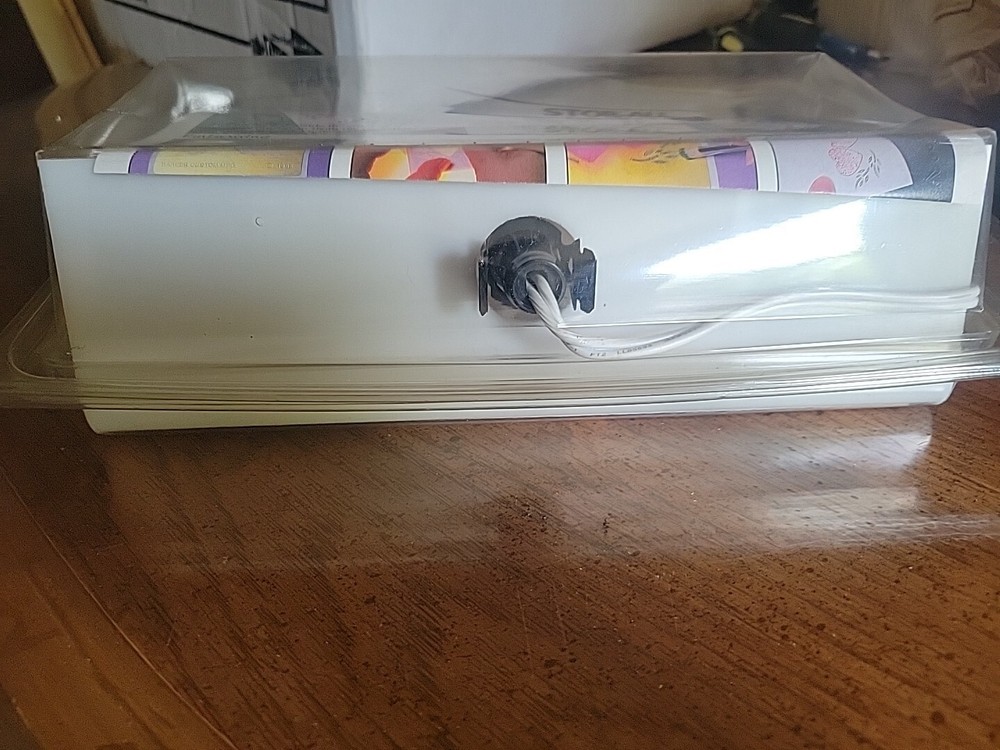 American Traditional Stencils Embossing Light Table Tested WORKING!!!