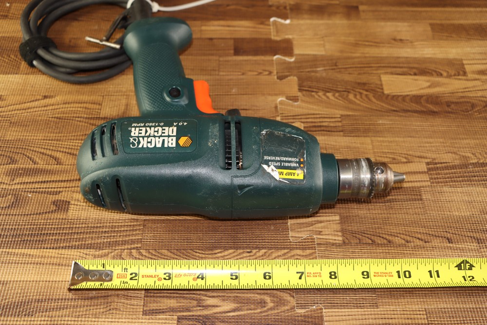BLACK & DECKER DR200 Corded Drill 4A Amp