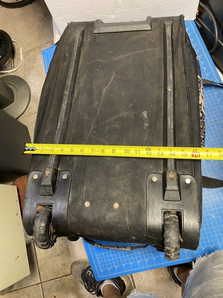 Large Fly Racing Roller Professional Equipment Bag Rolling Missing Handle As Is