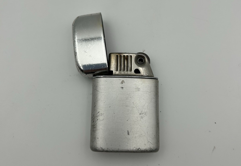 Vintage Ronson Flip-Top Lighter Silver Works
