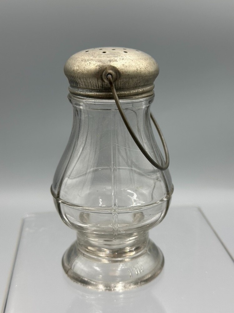 1910s LANTERN Glass CANDY CONTAINER 4 1/4-in Shaker E&A 407