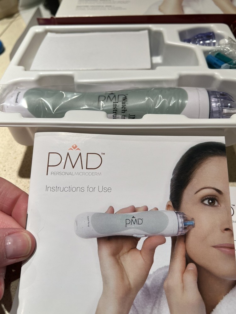 PMD Personal Microderm Microdermabrasion Machine with Kit