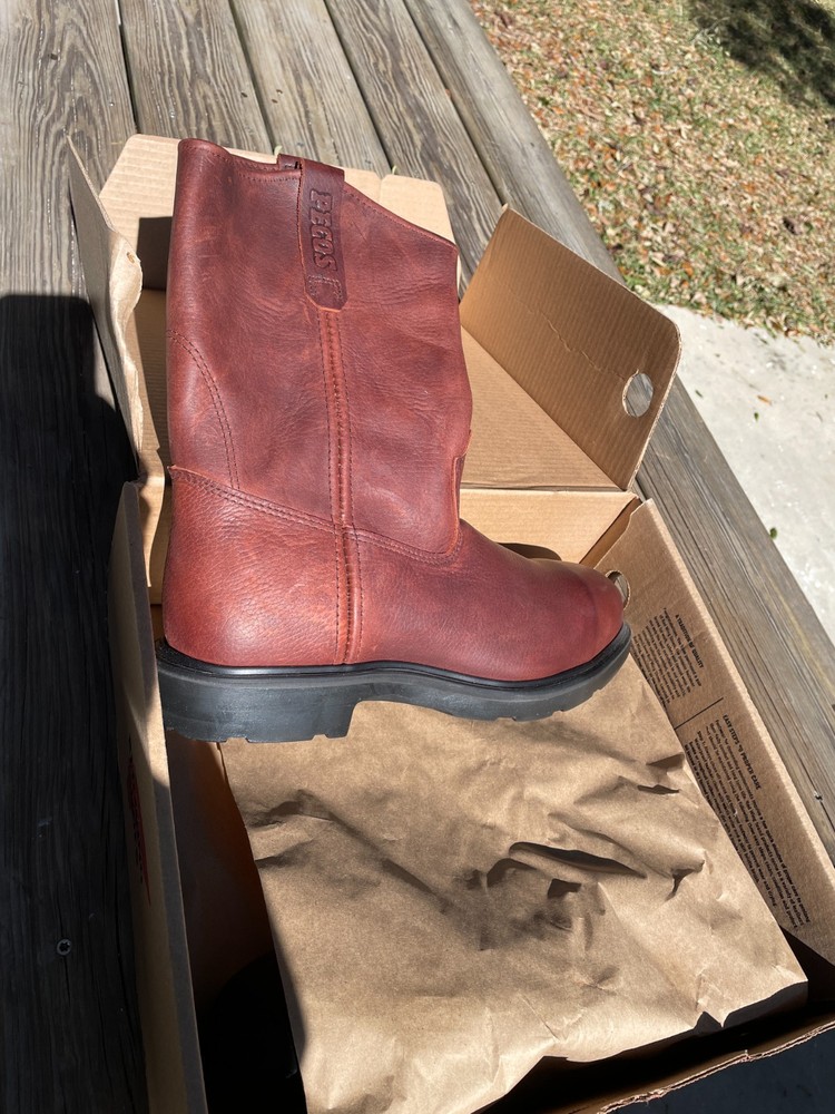 NEW Redwing 4470. Size 12 D