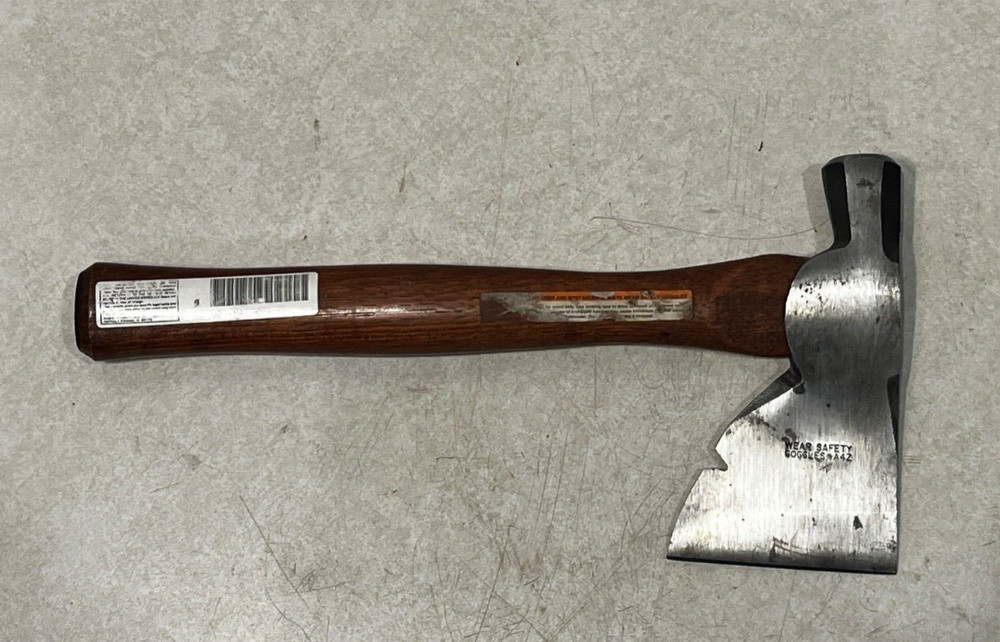 CRAFTSMAN CARPENTER HATCHET AXE 48285, 22 OZ. WOOD HANDLE