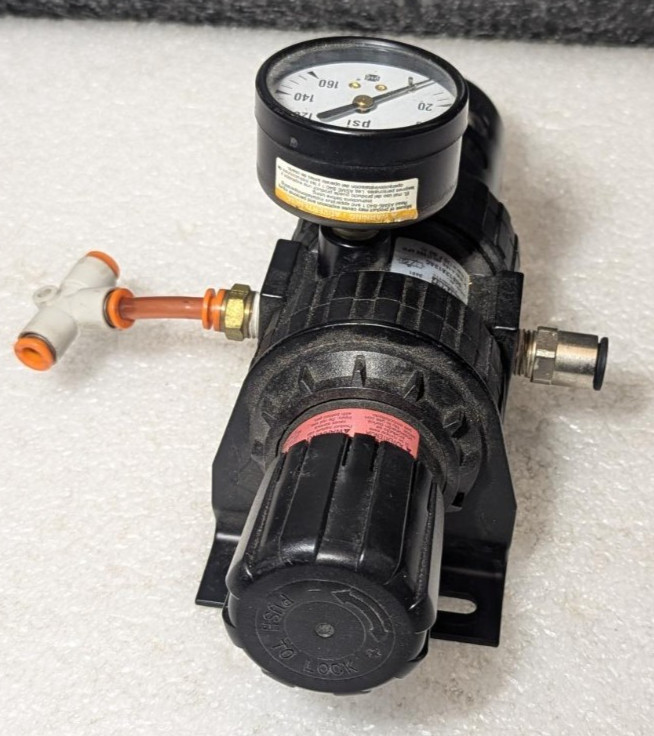 Parker 06E12A13AC Filter Regulator