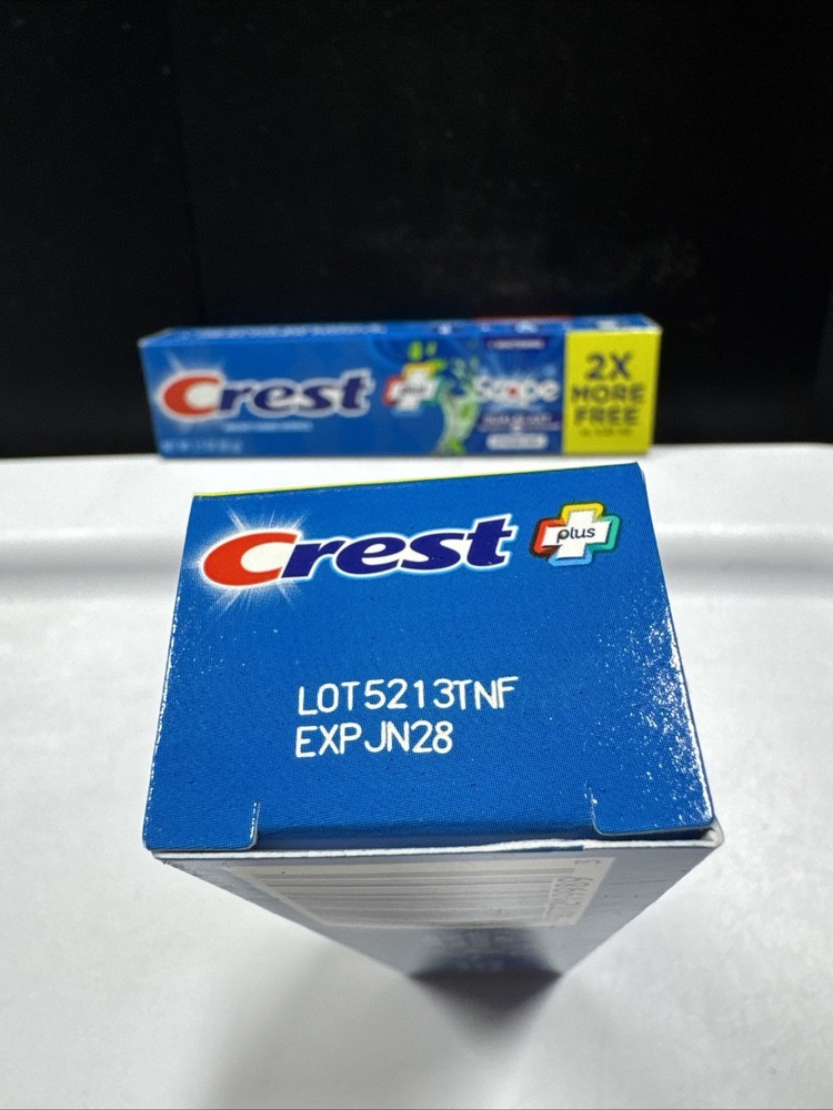 2 Pack Crest Plus Scope Dual blast Toothpaste- Intense Mint 2.3 Oz/65g-ea 6/2028
