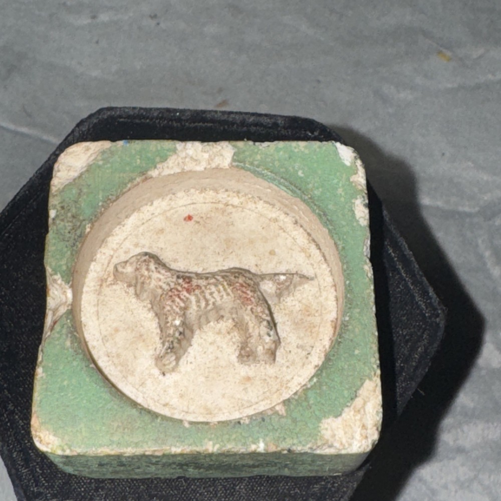 Vintage Square Thick Tile With Embossed Dog