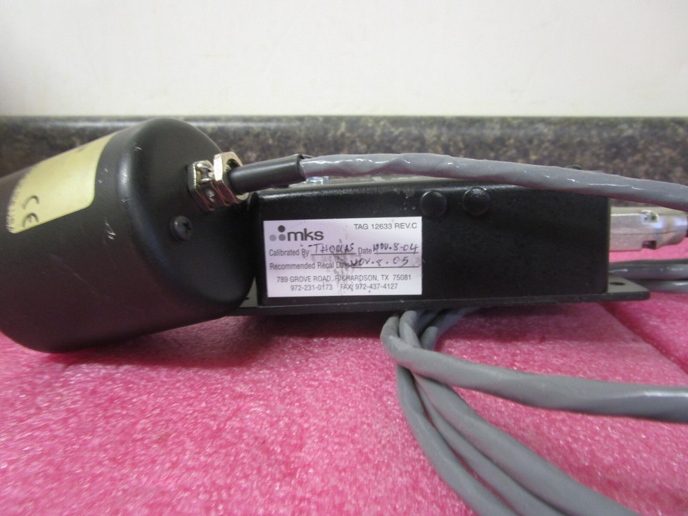 MKS Instruments 121A Baratron Absolute Pressure Transmitter & Signal Conditioner