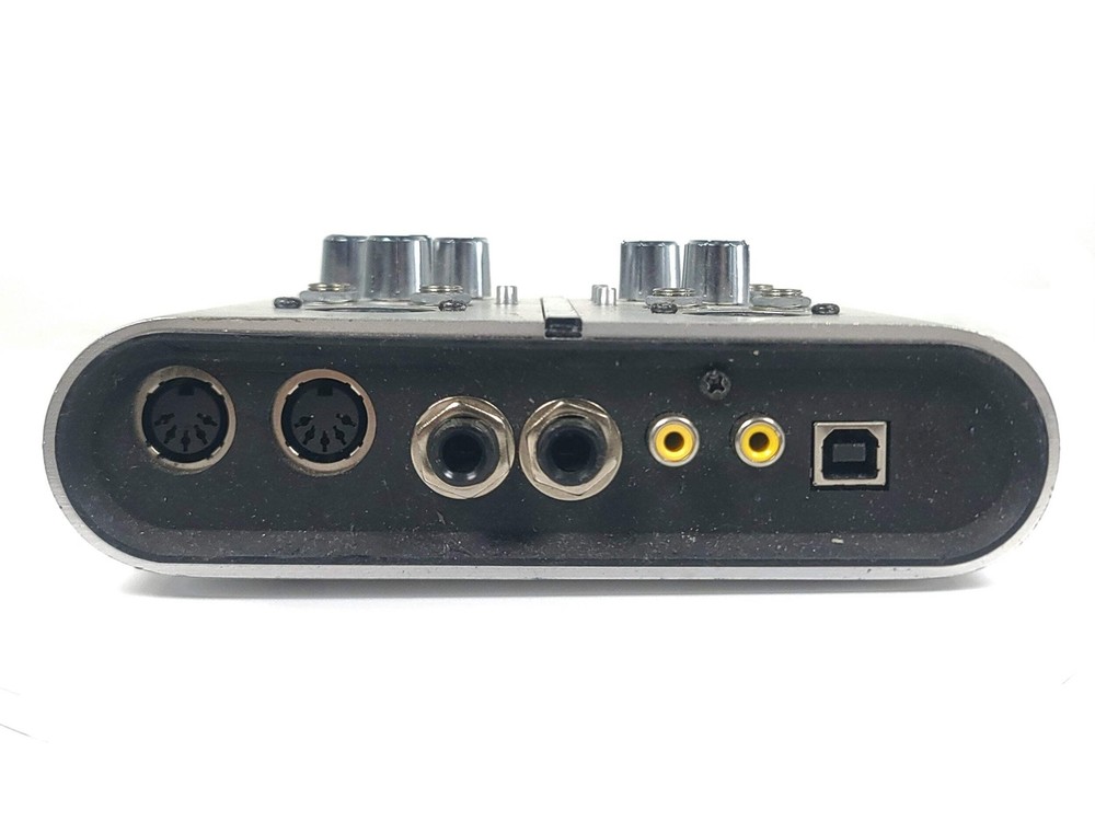 Alesis iO2 USB Audio Interface (C2018-450)