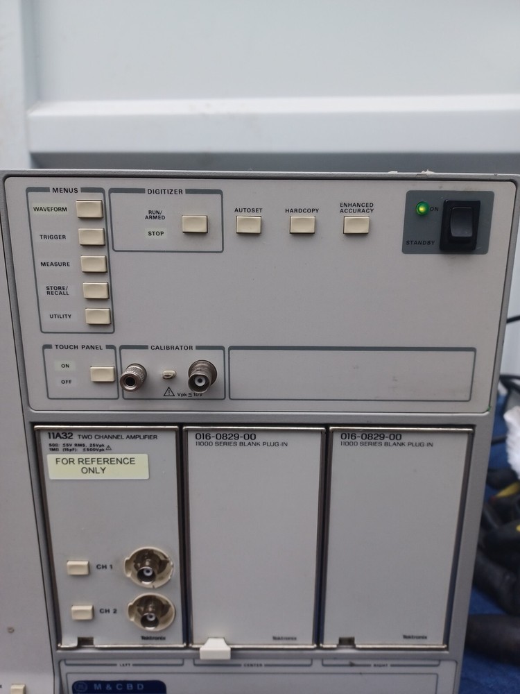 TEKTRONICS DSA 602 DIGITIZING SIGNAL ANALYZER