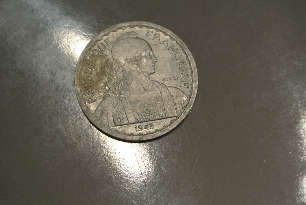 INDOCHINE 20 CENT 1945 B JOLI