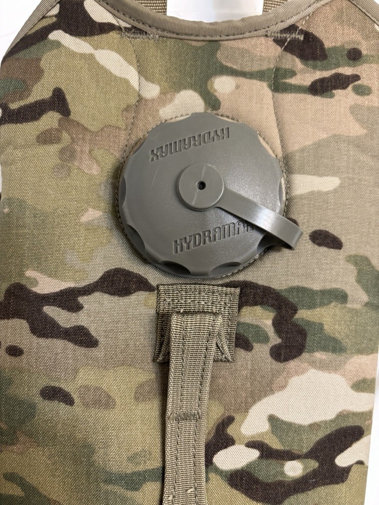 US Army Issues Molle 11 Hydration System Carrier - New